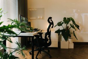 Simple Tips for Creating a Cozy and Inviting Home Office Space