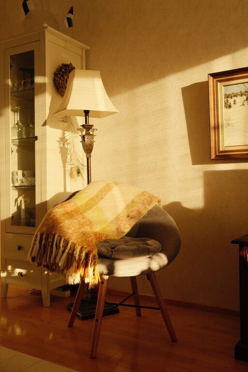 Simple Ways to Create a Cozy and Inviting Home Environment for Any Season